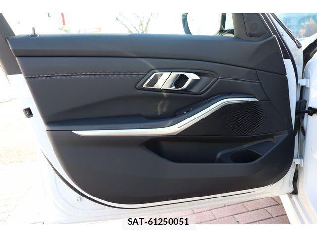 Bmw 3 SERIES 2023-01 2316003-17
