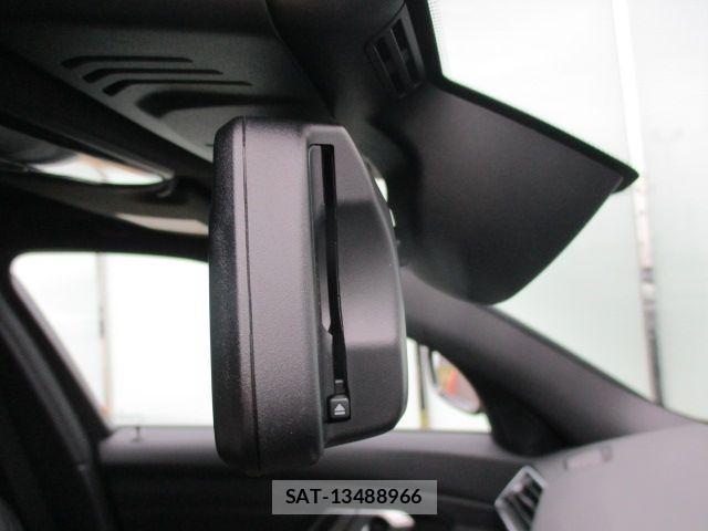 Bmw 3 SERIES 2022-04 2660616-13