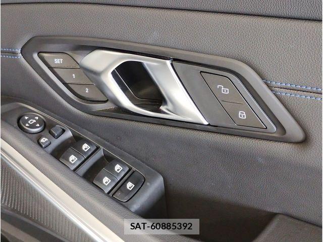 Bmw 3 SERIES 2024-06 5860592-21