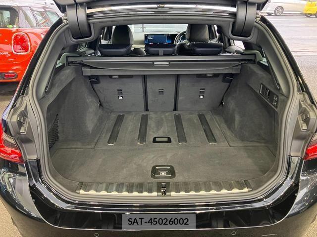 Bmw 3 SERIES 2023-02 6007374-11