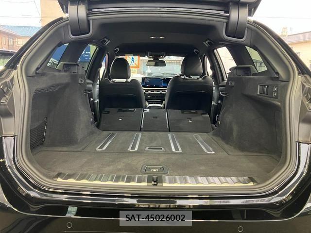 Bmw 3 SERIES 2023-02 6007374-12