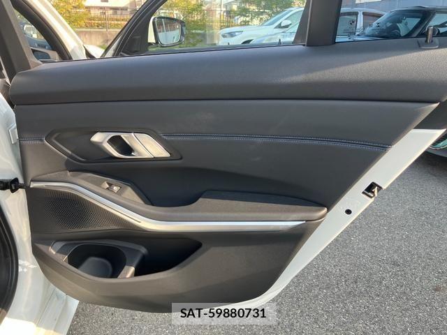 Bmw 3 SERIES 2021-03 6302908-21