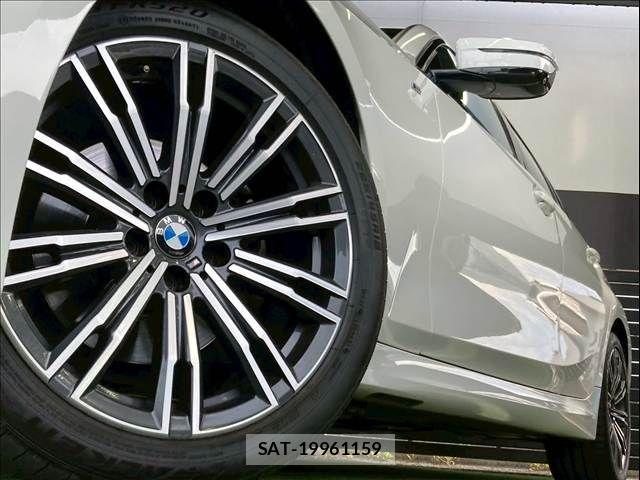 Bmw 3 SERIES 2021-07 6813955-18