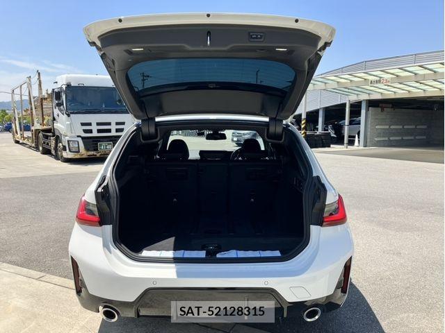 Bmw 3 SERIES 2023-06 6990211-14
