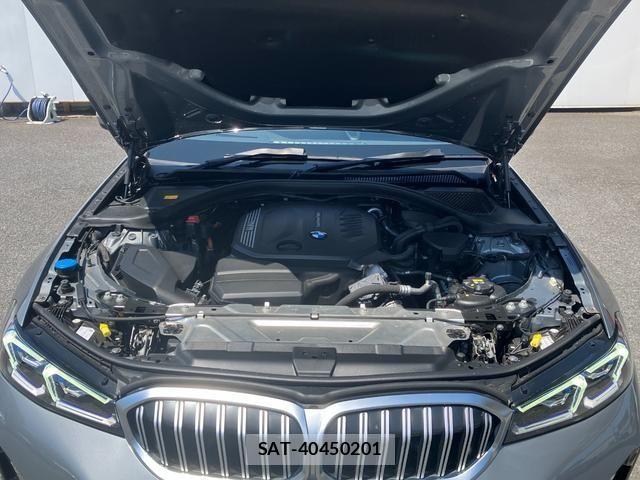 Bmw 3 SERIES 2022-10 7215305-8