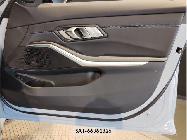 Bmw 3 SERIES 2025-10 7215317-28