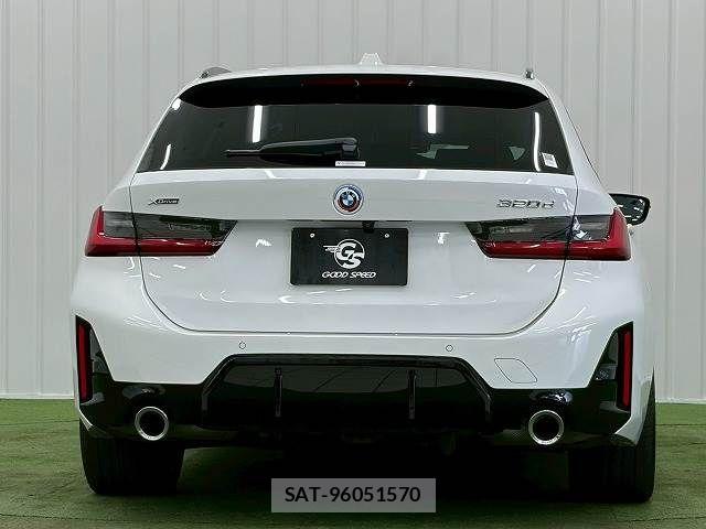 Bmw 3 SERIES 2023-04 7215304-12