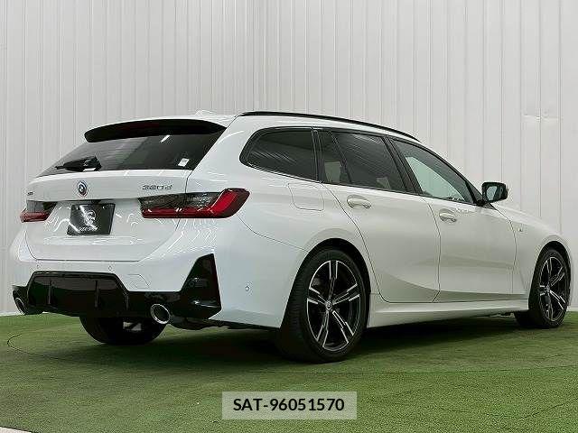 Bmw 3 SERIES 2023-04 7215304-15