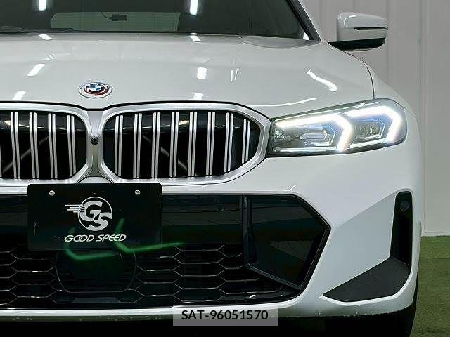Bmw 3 SERIES 2023-04 7215304-17