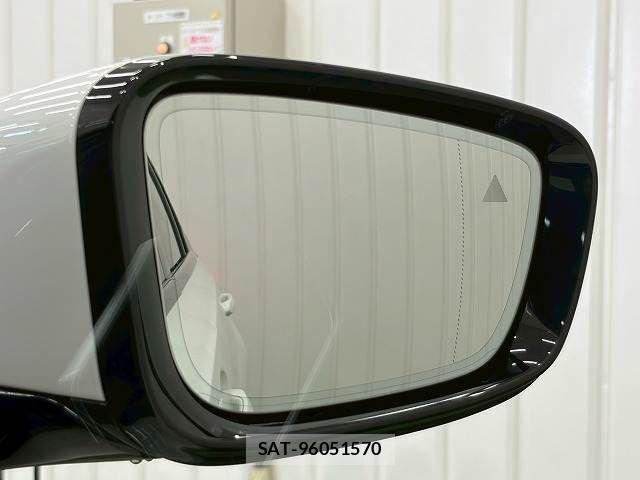Bmw 3 SERIES 2023-04 7215304-5
