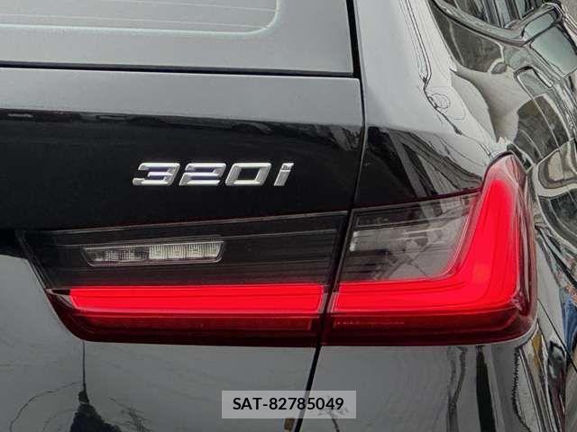 Bmw 3 SERIES 2022-06 7215306-17