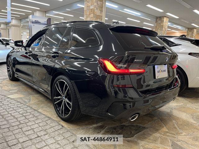 Bmw 3 SERIES 2021-12 7215302-11