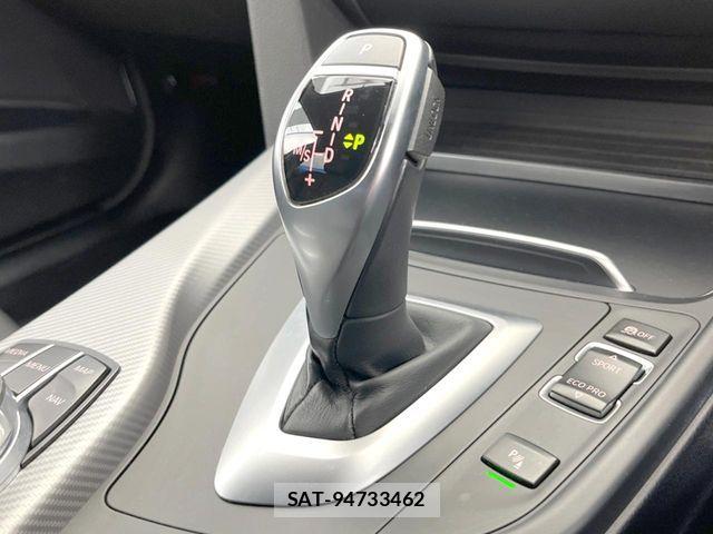 Bmw 3 SERIES 2018-05 7271599-12