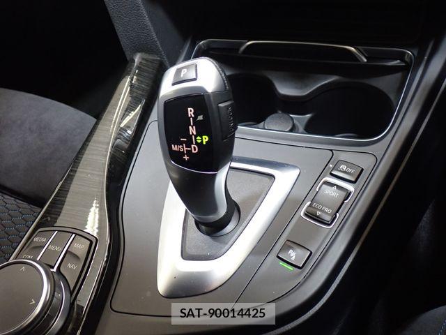 Bmw 3 SERIES 2018-03 7271595-15