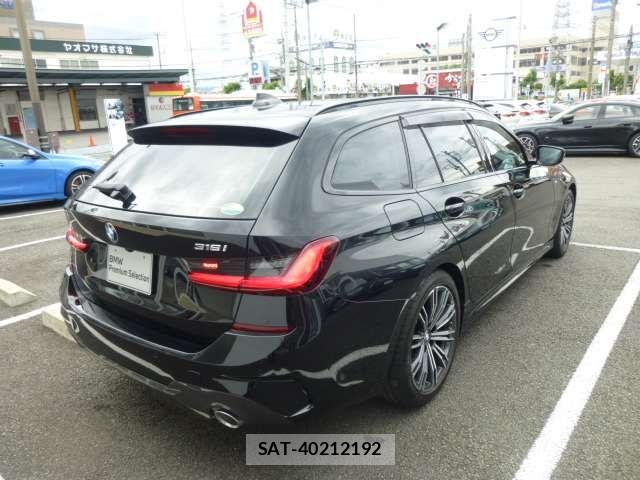 Bmw 3 SERIES 2021-06 7325916-18