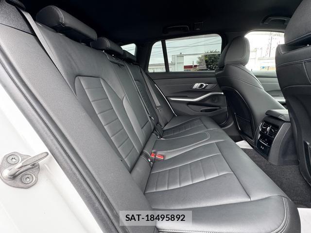 Bmw 3 SERIES 2023-02 7325912-20