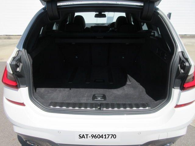 Bmw 3 SERIES 2022-02 7325913-6