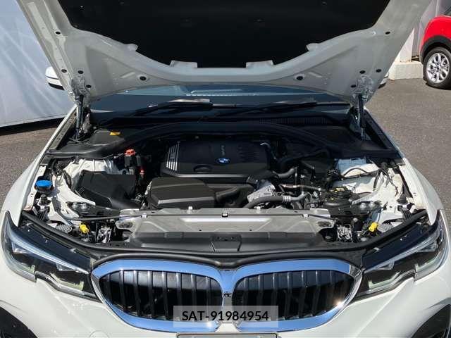 Bmw 3 SERIES 2022-04 7325914-6