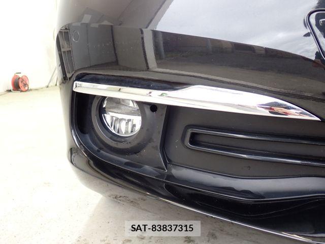 Bmw 3 SERIES 2019-03 7356985-9