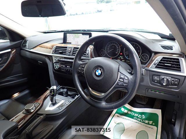 Bmw 3 SERIES 2019-03 7356985-1
