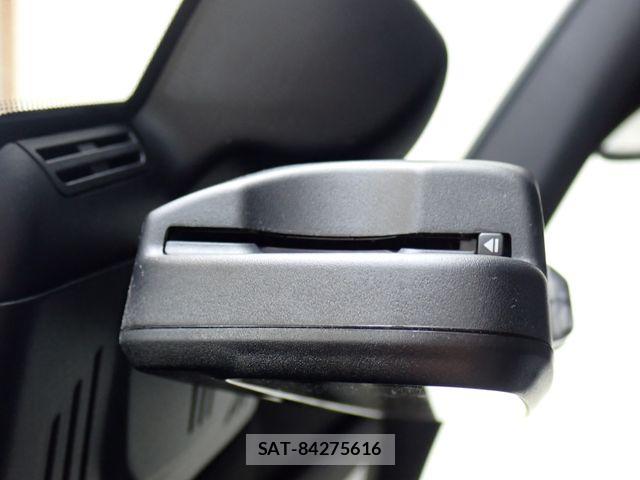 Bmw 3 SERIES 2021-06 7391484-18
