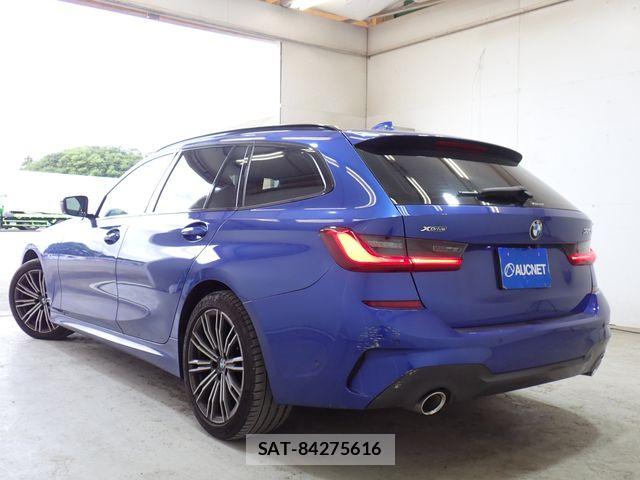 Bmw 3 SERIES 2021-06 7391484-2