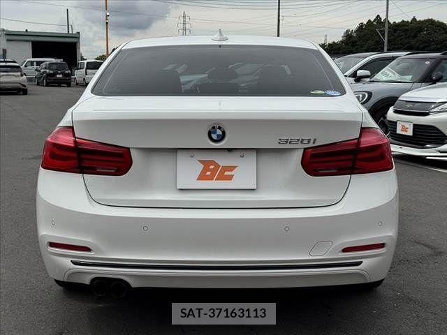 Bmw 3 SERIES 2017-02 7453168-13