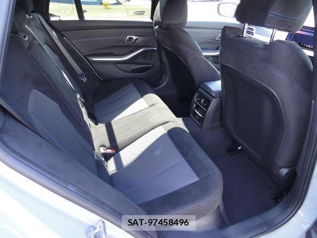 Bmw 3 SERIES 2025-11 7499682-8