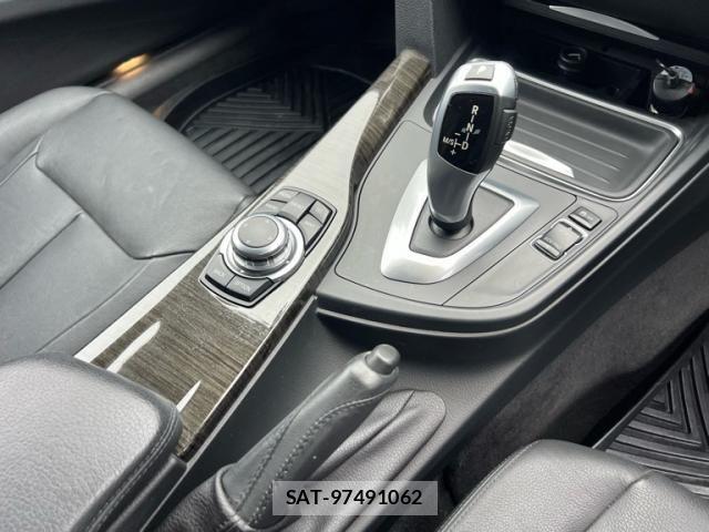 Bmw 3 SERIES 2013-05 7615218-13