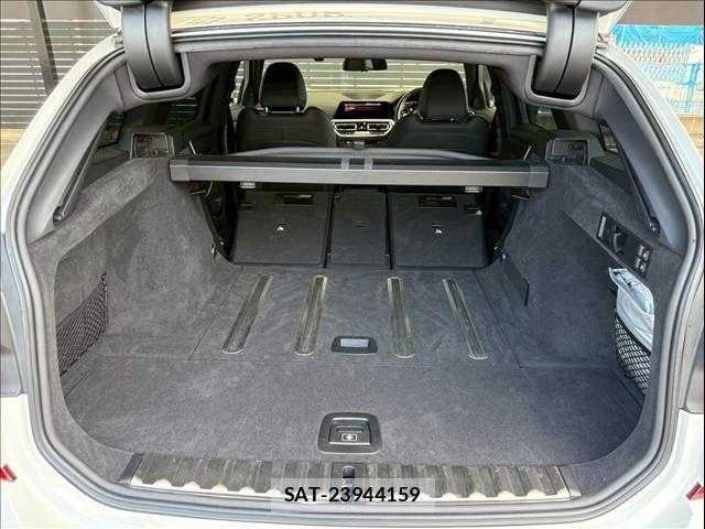 Bmw 3 SERIES 2022-02 7721342-17