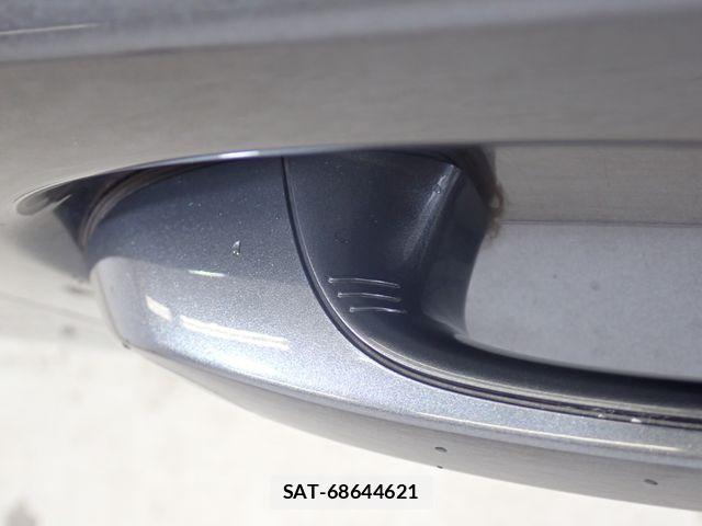Bmw 3 SERIES 2022-03 7782922-11