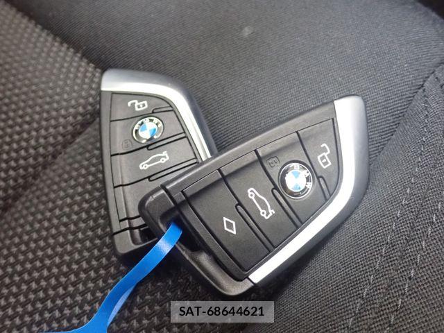 Bmw 3 SERIES 2022-03 7782922-29