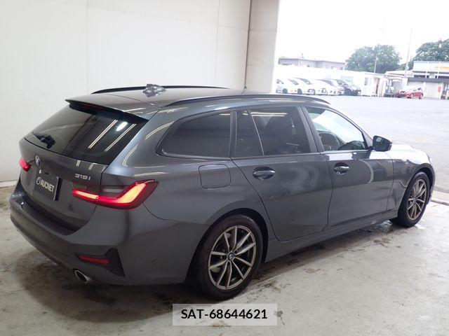 Bmw 3 SERIES 2022-03 7782922-7