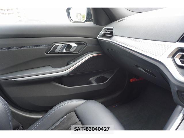 Bmw 3 SERIES 2019-11 7782911-12