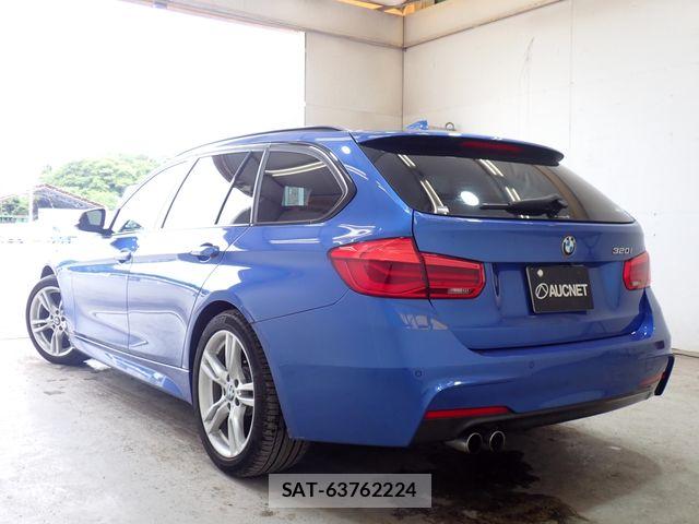 Bmw 3 SERIES 2018-05 7782921-2