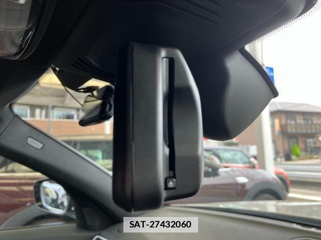 Bmw 3 SERIES 2022-02 7978617-19
