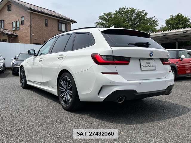 Bmw 3 SERIES 2022-02 7978617-2