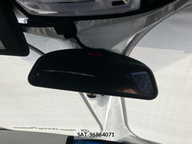 Bmw 3 SERIES 2013-12 8098215-19