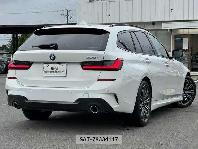 Bmw 3 SERIES 2022-05 8098213-2