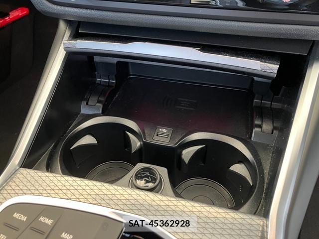 Bmw 3 SERIES 2025-12 8098209-21