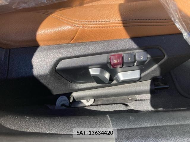 Bmw 3 SERIES 2018-03 8353965-16