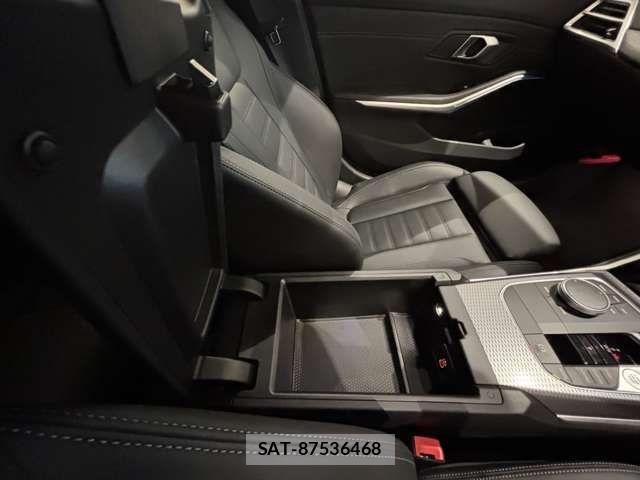 Bmw 3 SERIES 2025-04 8411407-17