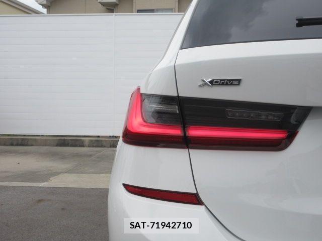 Bmw 3 SERIES 2022-08 8411410-25
