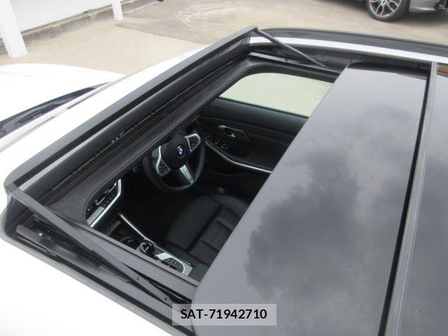 Bmw 3 SERIES 2022-08 8411410-28