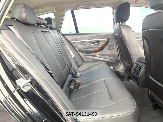 Bmw 3 SERIES 2019-02 8740858-9