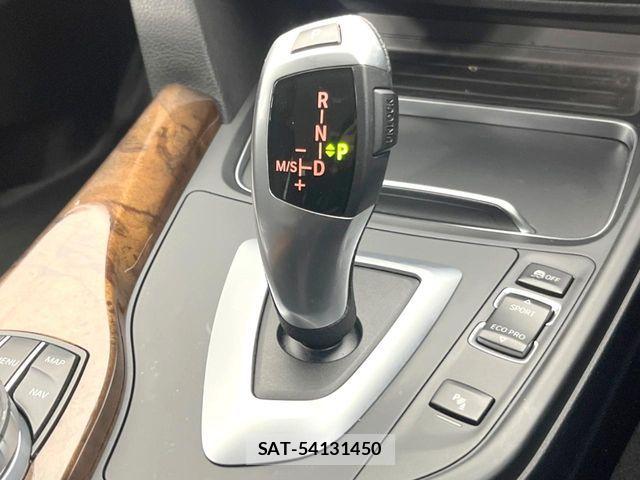 Bmw 3 SERIES 2019-02 8740858-11