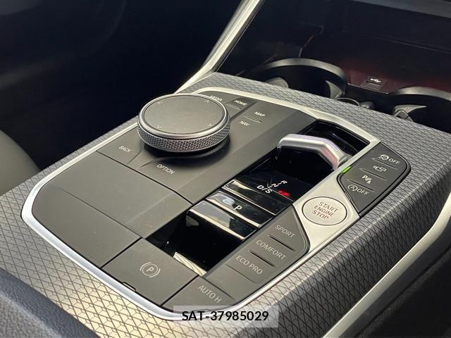 Bmw 3 SERIES 2023-09 8740847-15
