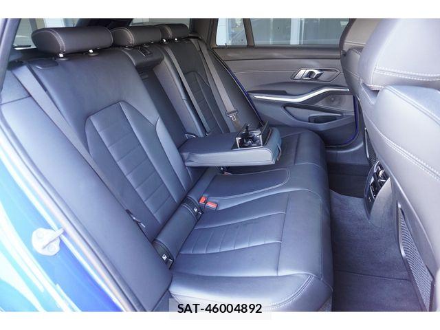 Bmw 3 SERIES 2022-10 8779610-11