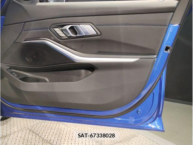 Bmw 3 SERIES 2025-10 8795370-28