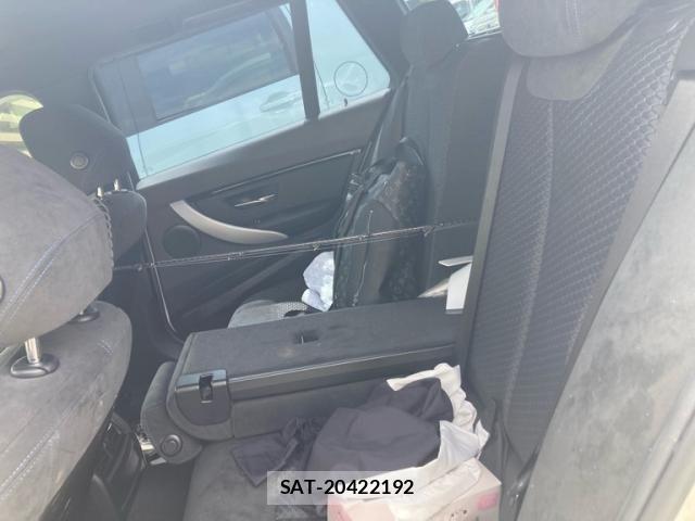Bmw 3 SERIES 2017-03 8795376-12
